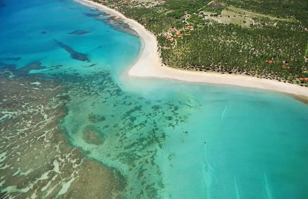Bangalô luxo Carneiros Beach Resort-1
